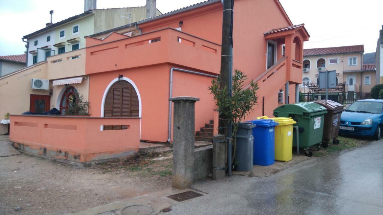 Ivica Apartments Punat Buitenkant foto