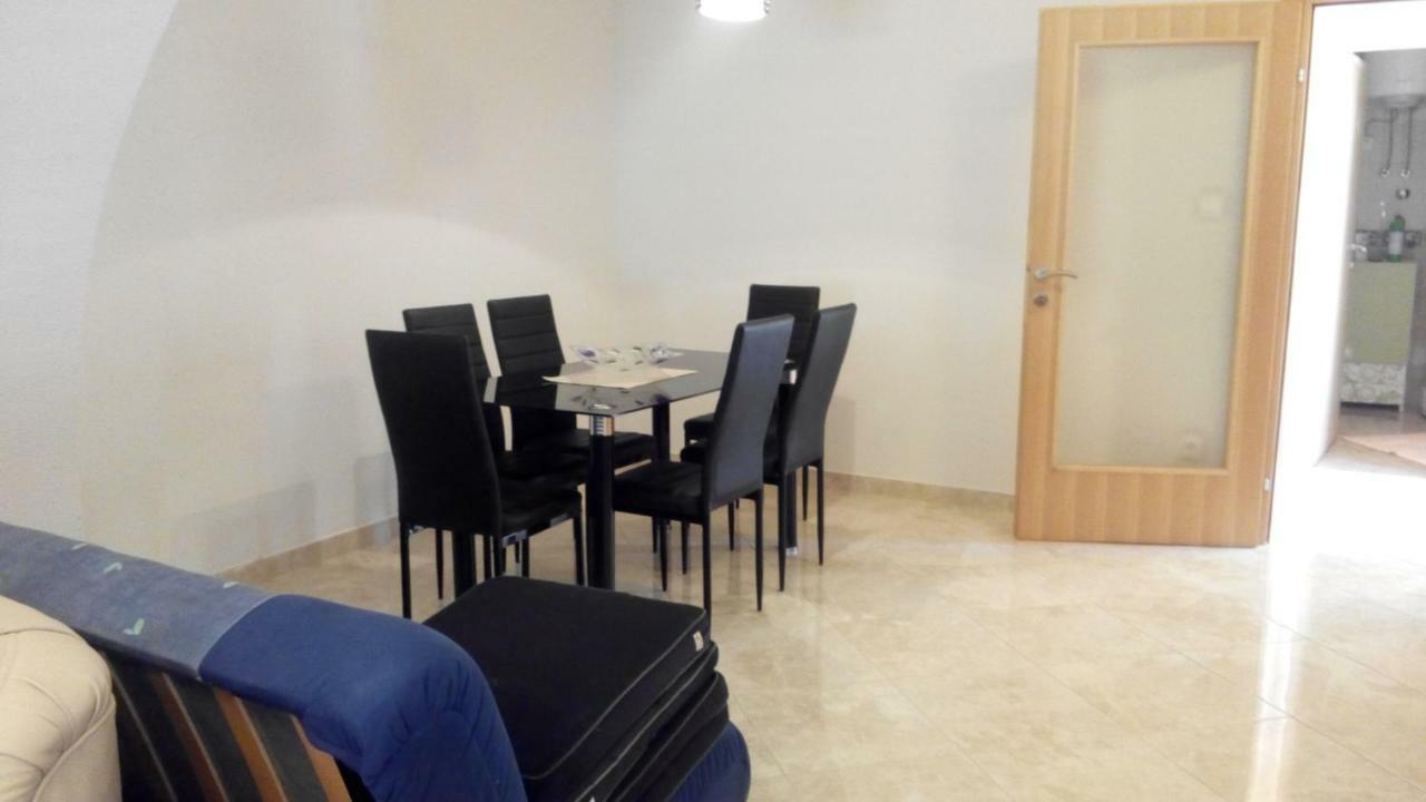 Ivica Apartments Punat Buitenkant foto